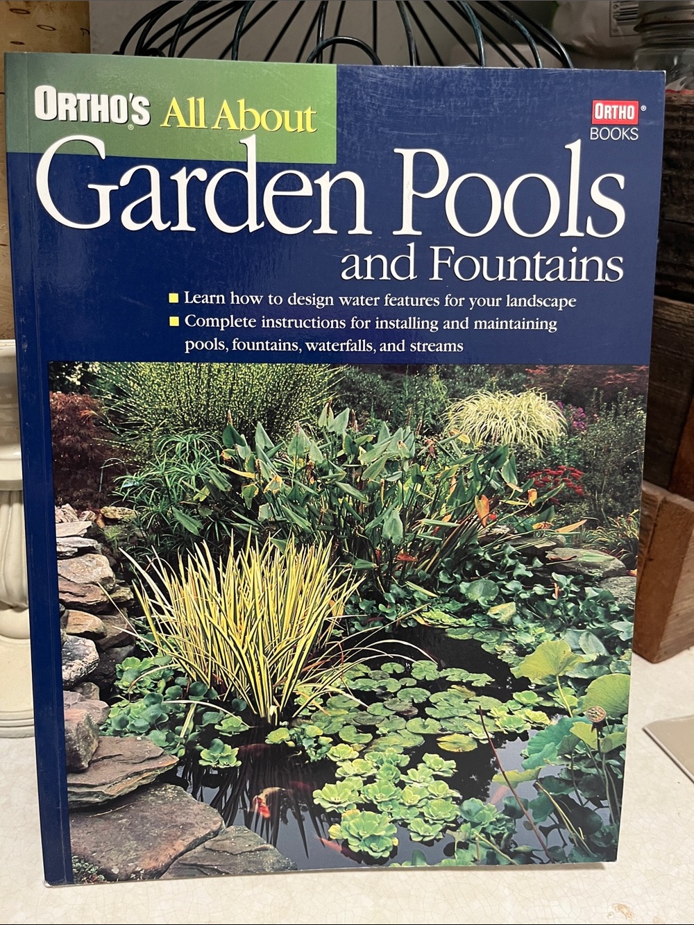 Ortho All About Garden Pools and Fountains - Blue Cover
